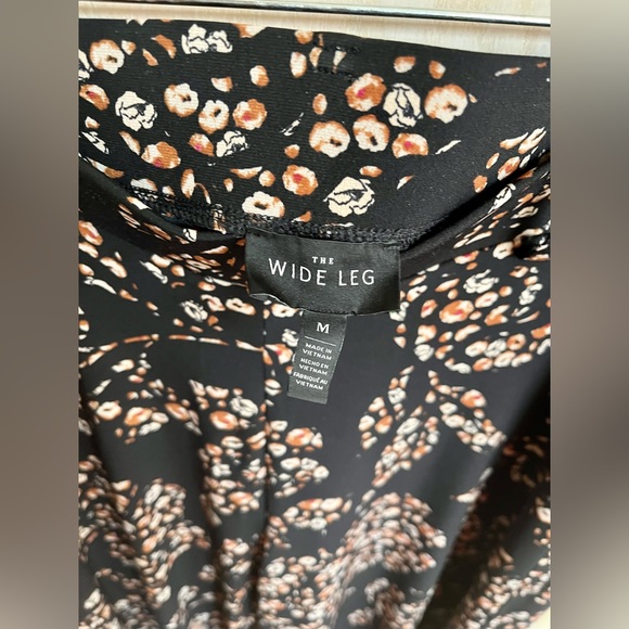 🌺 WHBM Floral Print Jersey Knit Wide Leg Pants - Picture 5 of 7